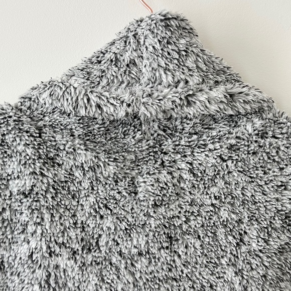 SO Cozy Gray Funnel Neck Plush Fleece Cowl Neck Pullover Top - Picture 11 of 16